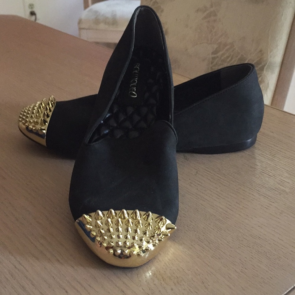Woman’s shoes